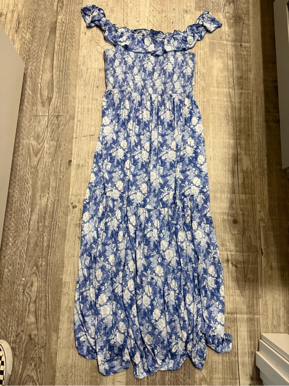 NWT BUMS & ROSES Blue and White Floral Off-Shoulder Maxi Dress